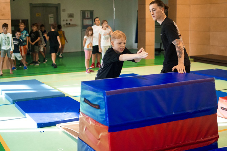 Září se blíží – a s ním i start parkourových kroužků Zohir!